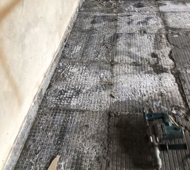 Don-vi-Boc-Dap-Vua-Tuong-Cu-va-Trat-Lai-Chuyen-Nghiep