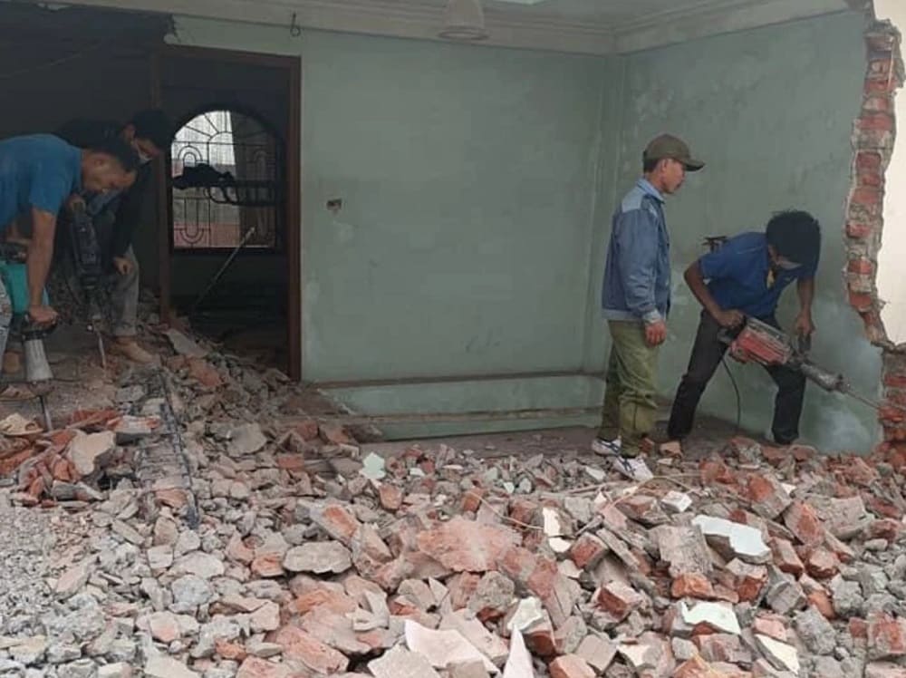 dap-vua-tuong-cu-va-trat-lai-chuyen-nghiep