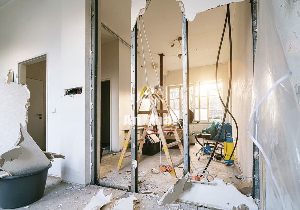 Phá Dỡ Trần Thạch Cao, Vách Thạch Cao Uy Tín – Nhanh Gọn – Sạch Sẽ